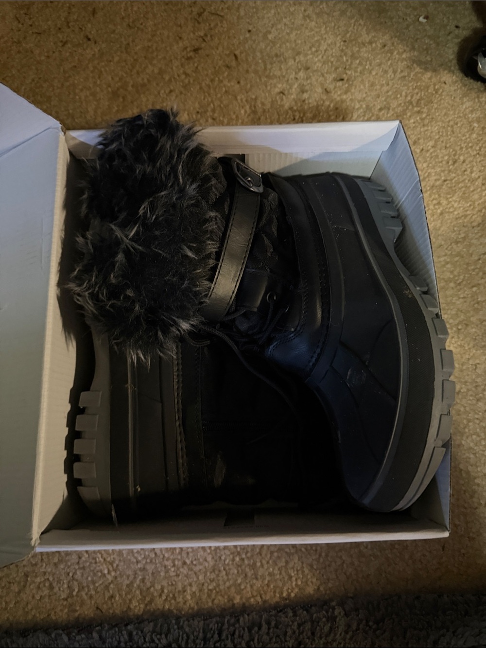 Dream Pairs Black Lace Up Faux Fur Winter Boots